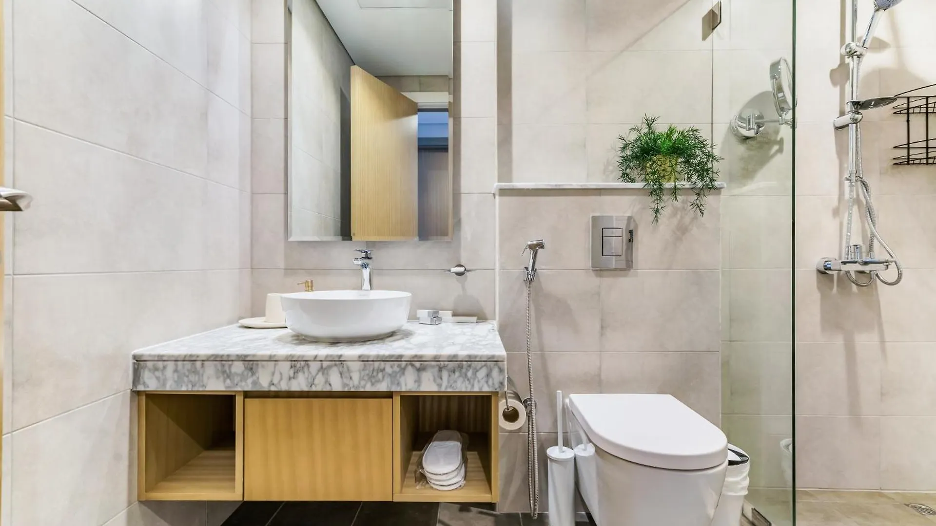 Apartment Luxury 3Br Apt With Balcony & Views, Aykon Tower Dubai United Arab Emirates