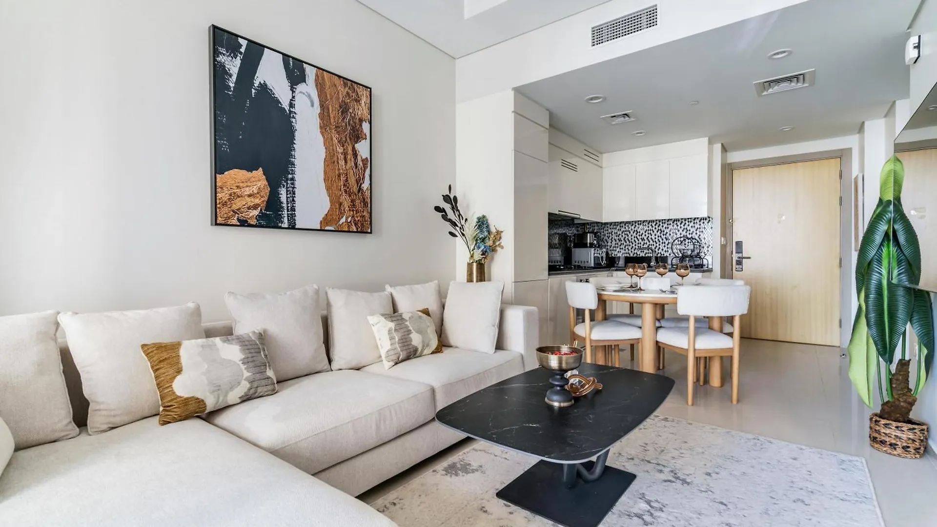 Apartment Luxury 3Br Apt With Balcony & Views, Aykon Tower Dubai United Arab Emirates
