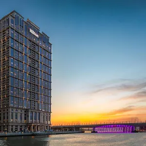 Hotel Hilton Al Habtoor, Dubaj